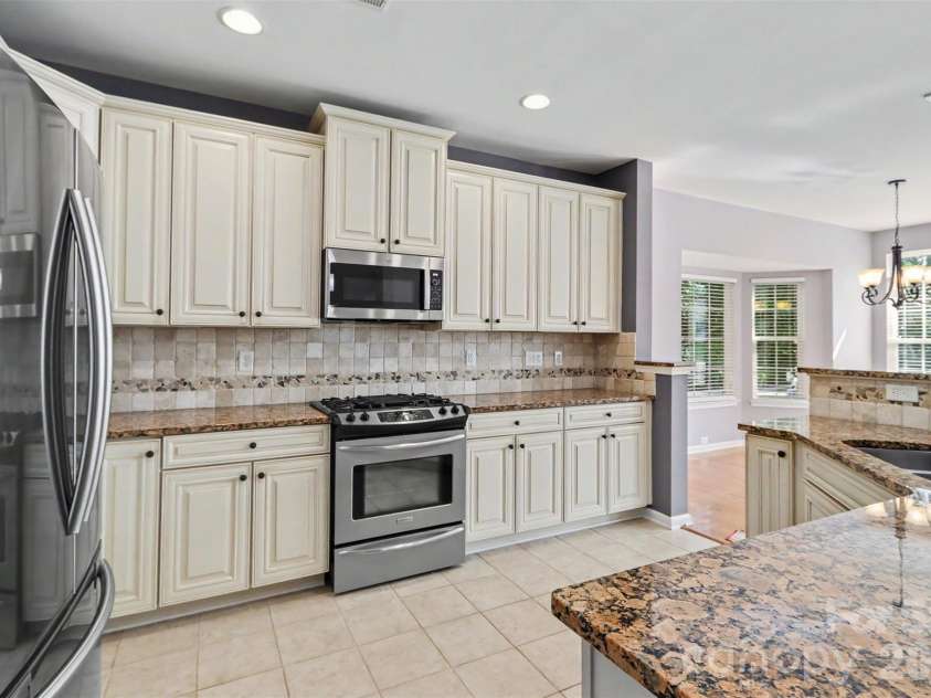 768 Naramore Street, Davidson, NC 28036.  MLS# CAR4413107, YatesRealty ID 44190. 