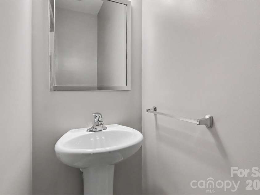 768 Naramore Street, Davidson, NC 28036.  MLS# CAR4413107, YatesRealty ID 44190. 