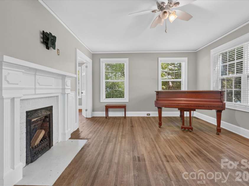 695 Wilmar Street, Concord, NC 28025.  MLS# CAR4413114, YatesRealty ID 44191. 