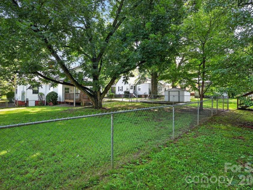 695 Wilmar Street, Concord, NC 28025.  MLS# CAR4413114, YatesRealty ID 44191. 
