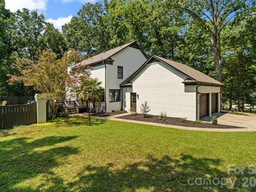 690 Knighton Hill Road, Rock Hill, SC 29732.  MLS# CAR4412894, YatesRealty ID 44192. 
