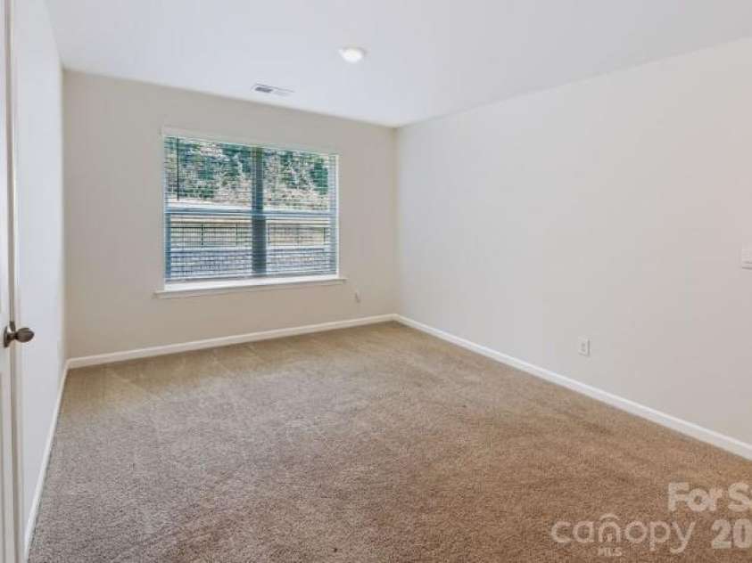 3017 Sassafras Trail, Gastonia, NC 28056.  MLS# CAR4412725, YatesRealty ID 44197. Lounge Area