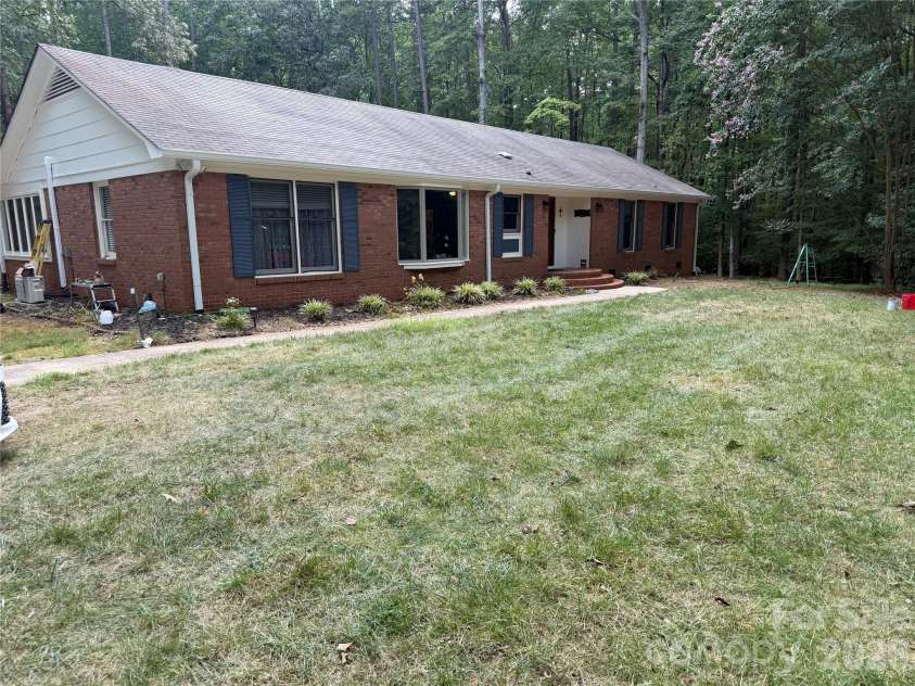 3800 Walter Nelson Road, Charlotte, NC 28227.  MLS# CAR4412872, YatesRealty ID 44198. 