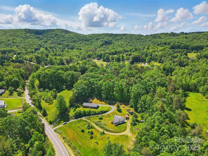 3120 Mineral Springs Mountain Road, Valdese, NC 28690.  MLS# CAR4254002, YatesRealty ID 442. The white house on adjacent lot (MLS# 4254003) is also for sale