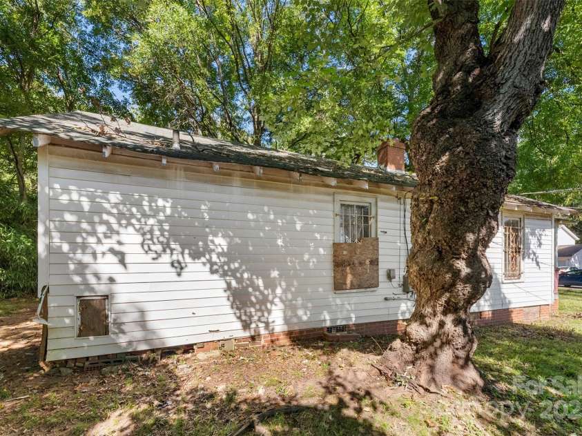 3444 Marvin Road, Charlotte, NC 28211.  MLS# CAR4190106, YatesRealty ID 442. 