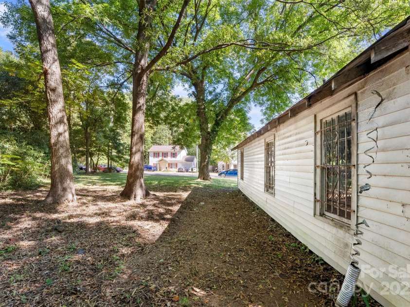 3444 Marvin Road, Charlotte, NC 28211.  MLS# CAR4190106, YatesRealty ID 442. 