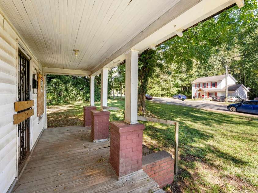 3444 Marvin Road, Charlotte, NC 28211.  MLS# CAR4190106, YatesRealty ID 442. 