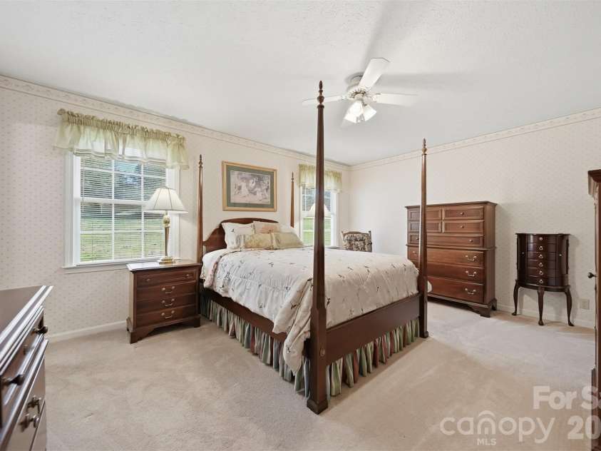 916 Plantation Drive, Lenoir, NC 28645.  MLS# CAR4355039, YatesRealty ID 4420. 