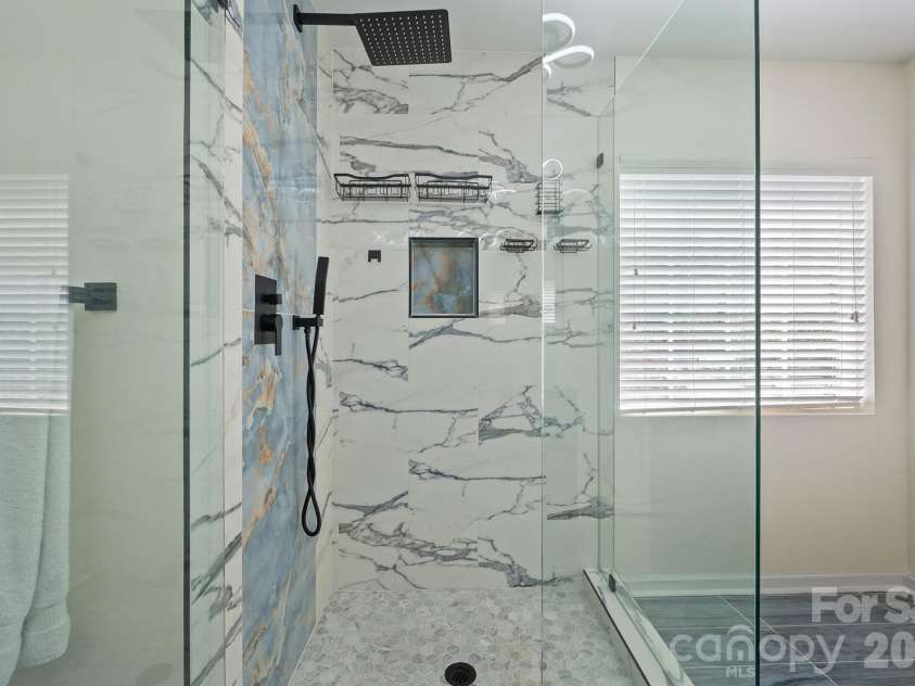 17916 Caldwell Track Drive, Cornelius, NC 28031.  MLS# CAR4412811, YatesRealty ID 44200. 