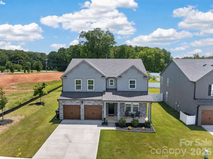 14103 Belmont Greene Drive, Charlotte, NC 28213.  MLS# CAR4412638, YatesRealty ID 44201. 