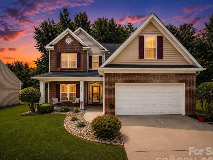 4008 Asher Court, Charlotte, NC 28215.  MLS# CAR4412668, YatesRealty ID 44202. 