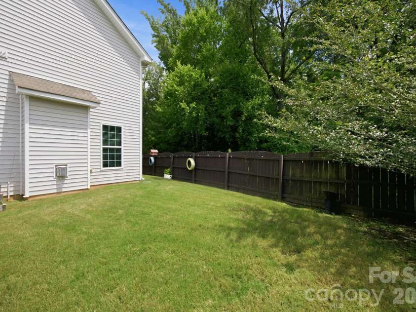 13504 David Jennings Avenue, Charlotte, NC 28213.  MLS# CAR4412700, YatesRealty ID 44203. 