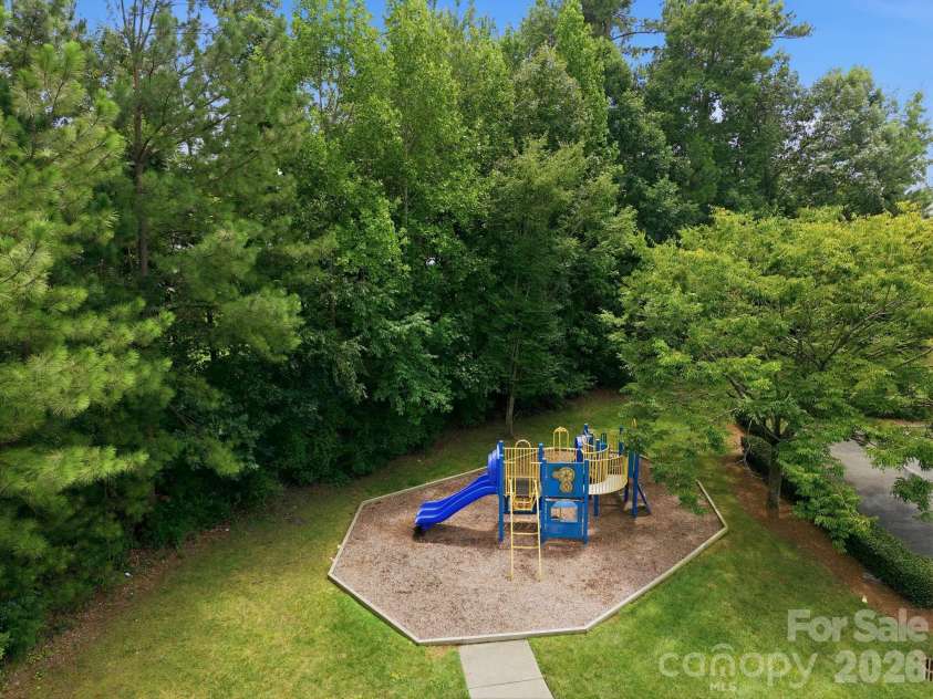 13504 David Jennings Avenue, Charlotte, NC 28213.  MLS# CAR4412700, YatesRealty ID 44203. 