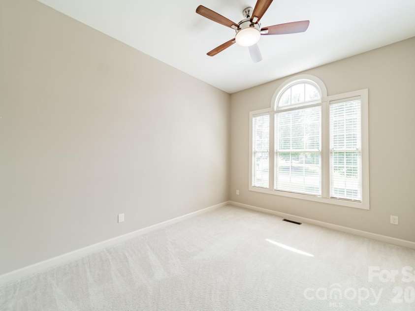 417 Five Leaf Lane, Waxhaw, NC 28173.  MLS# CAR4412670, YatesRealty ID 44204. 