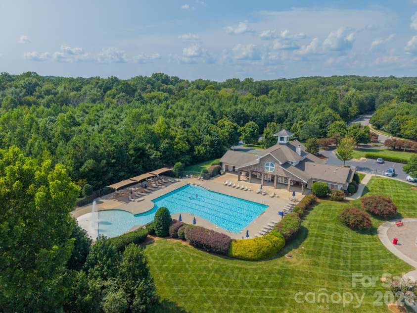 417 Five Leaf Lane, Waxhaw, NC 28173.  MLS# CAR4412670, YatesRealty ID 44204. 