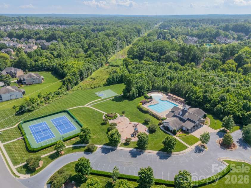 417 Five Leaf Lane, Waxhaw, NC 28173.  MLS# CAR4412670, YatesRealty ID 44204. 