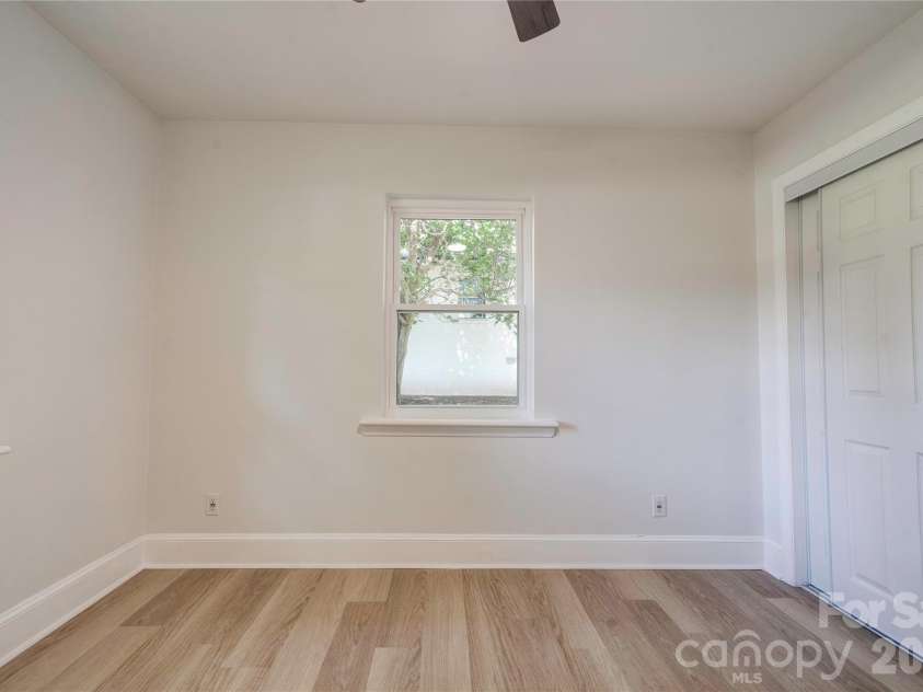 6109 Robinson Church Road, Charlotte, NC 28215.  MLS# CAR4412598, YatesRealty ID 44206. 