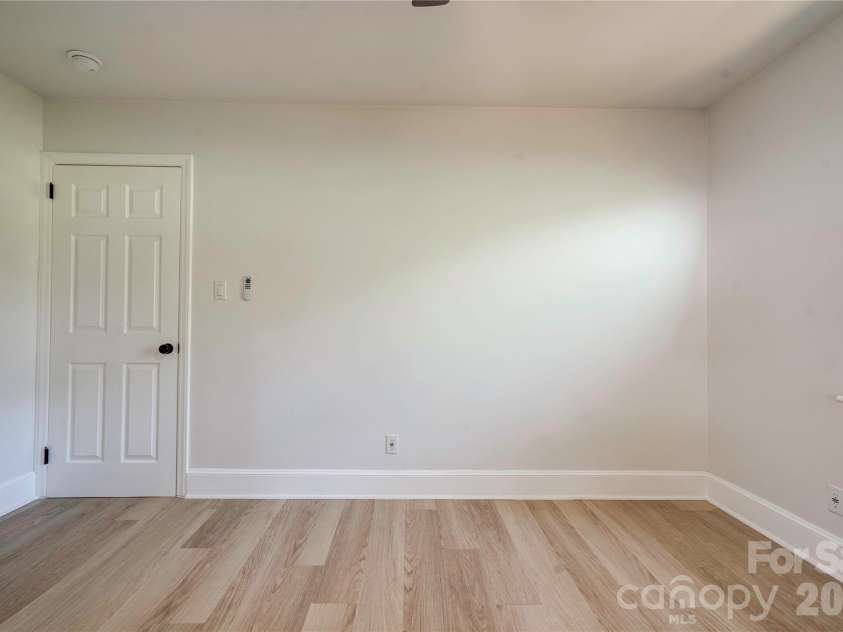 6109 Robinson Church Road, Charlotte, NC 28215.  MLS# CAR4412598, YatesRealty ID 44206. 