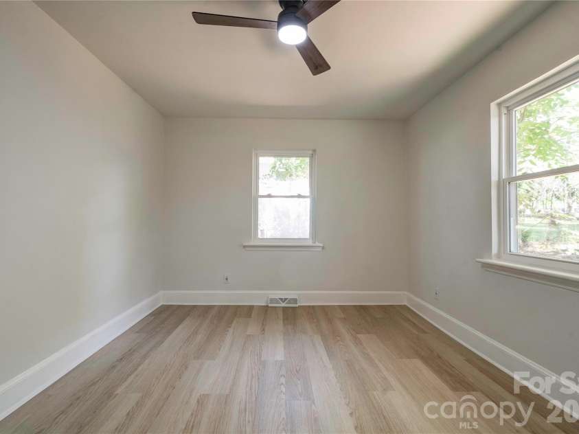6109 Robinson Church Road, Charlotte, NC 28215.  MLS# CAR4412598, YatesRealty ID 44206. 