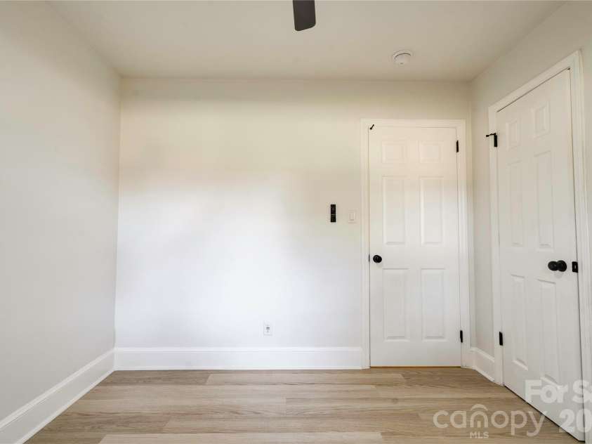 6109 Robinson Church Road, Charlotte, NC 28215.  MLS# CAR4412598, YatesRealty ID 44206. 