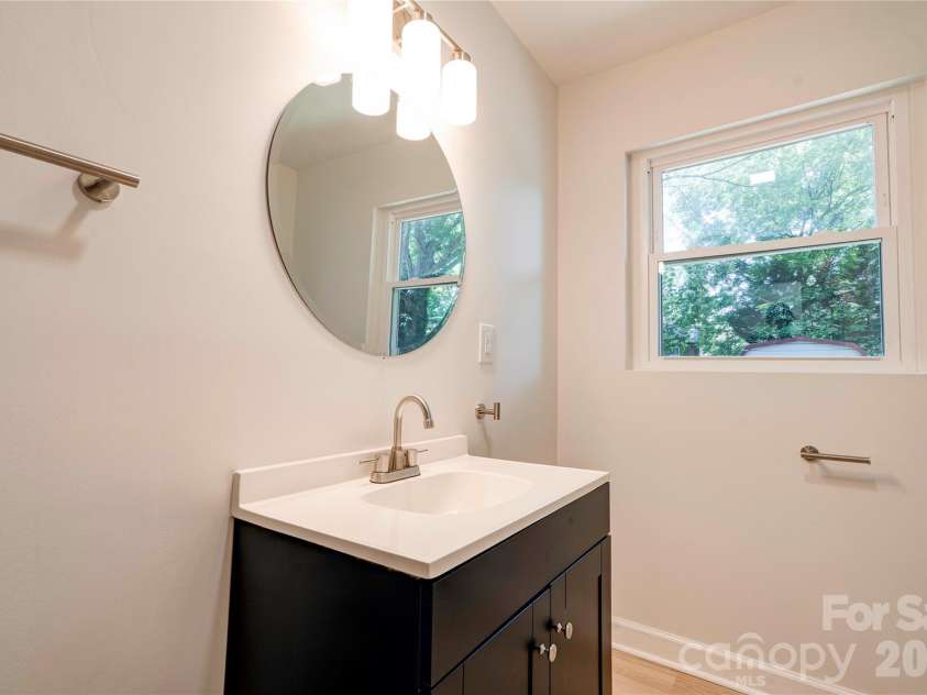 6109 Robinson Church Road, Charlotte, NC 28215.  MLS# CAR4412598, YatesRealty ID 44206. 