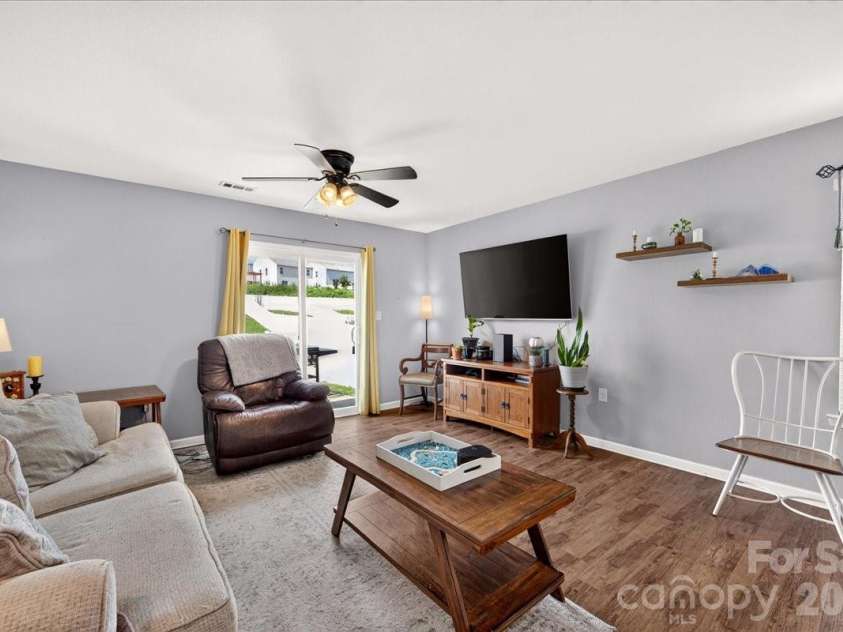 4033 Long Arrow Drive, Concord, NC 28025.  MLS# CAR4412395, YatesRealty ID 44208. Living area