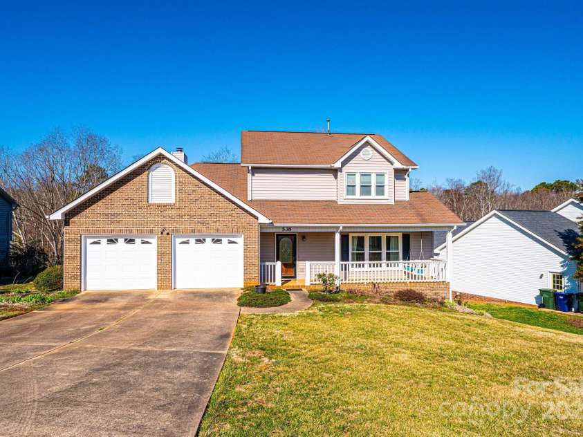 538 30th Avenue Circle, Hickory, NC 28601.  MLS# CAR4234042, YatesRealty ID 4421. 