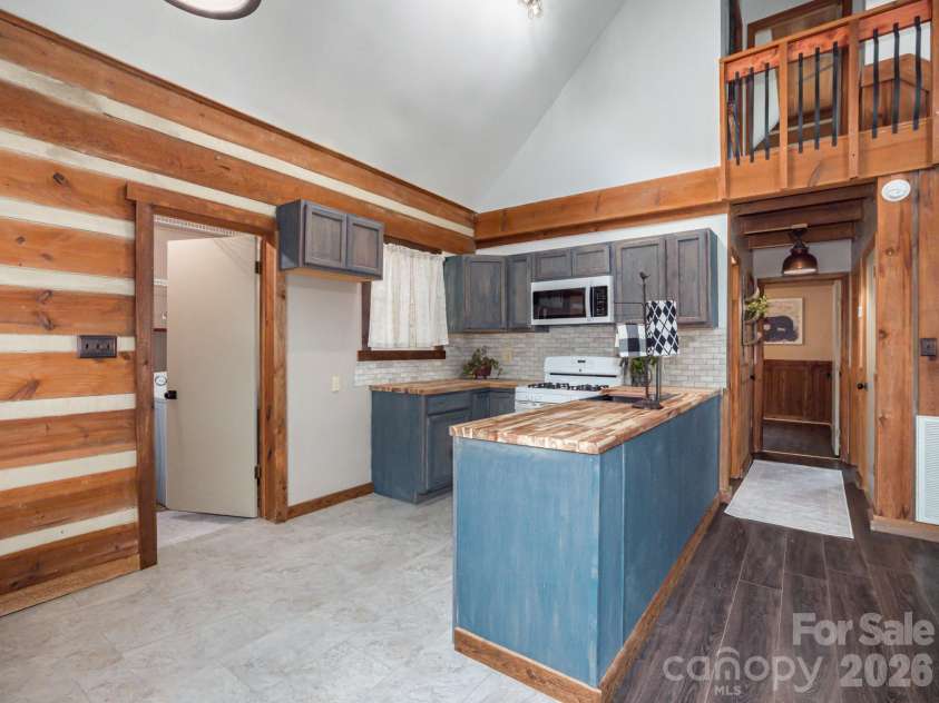 5460 US 64 Highway, Rutherfordton, NC 28139.  MLS# CAR4395360, YatesRealty ID 4421. 