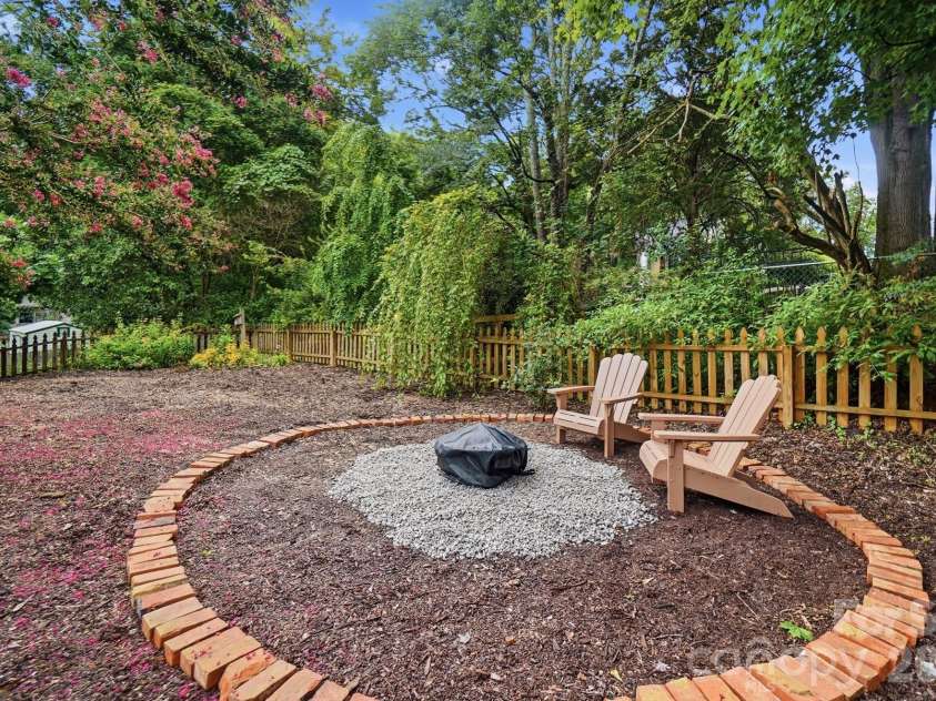 69 Fryling Avenue, Concord, NC 28025.  MLS# CAR4412527, YatesRealty ID 44210. 