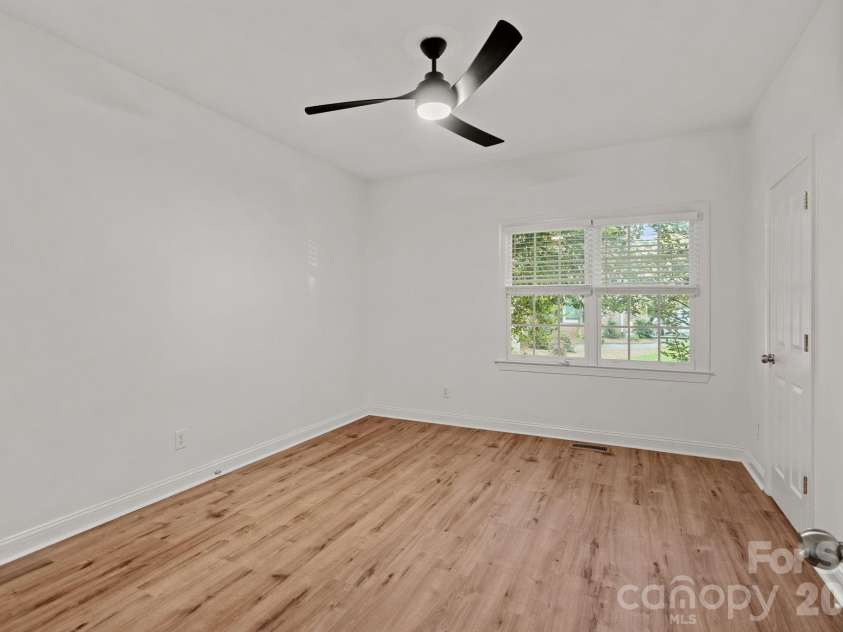 2428 Tarleton Twins Terrace, Charlotte, NC 28270.  MLS# CAR4412520, YatesRealty ID 44211. 