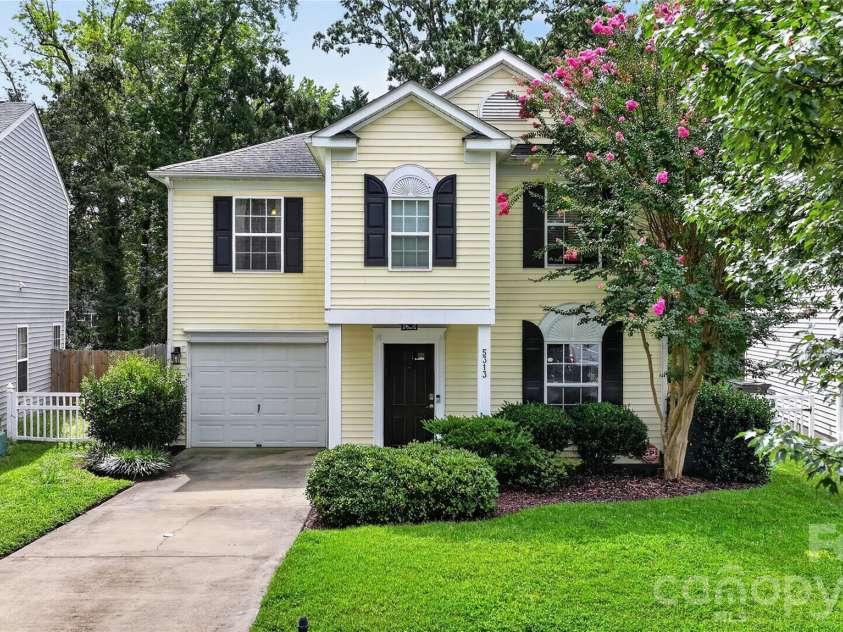 5313 Silabert Avenue, Charlotte, NC 28205.  MLS# CAR4411837, YatesRealty ID 44215. 