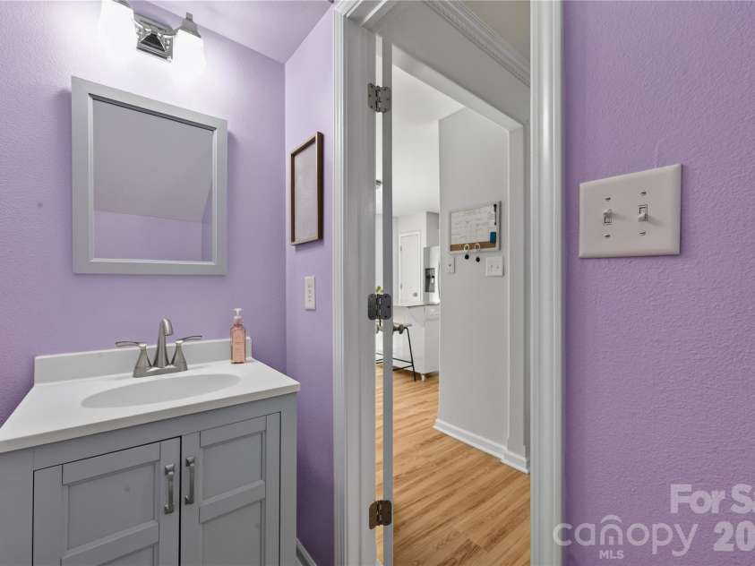 5313 Silabert Avenue, Charlotte, NC 28205.  MLS# CAR4411837, YatesRealty ID 44215. 