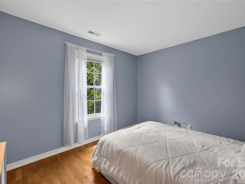 5313 Silabert Avenue, Charlotte, NC 28205.  MLS# CAR4411837, YatesRealty ID 44215. 