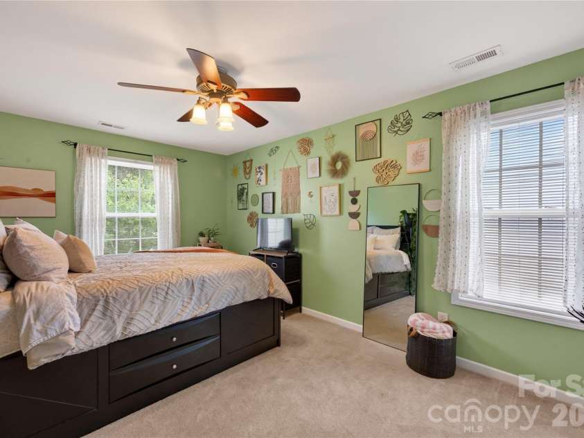 5313 Silabert Avenue, Charlotte, NC 28205.  MLS# CAR4411837, YatesRealty ID 44215. 
