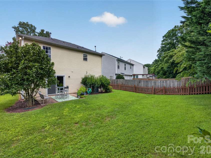 5313 Silabert Avenue, Charlotte, NC 28205.  MLS# CAR4411837, YatesRealty ID 44215. 