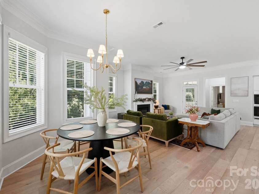 2810 Arsdale Road, Waxhaw, NC 28173.  MLS# CAR4411992, YatesRealty ID 44217. Breakfast