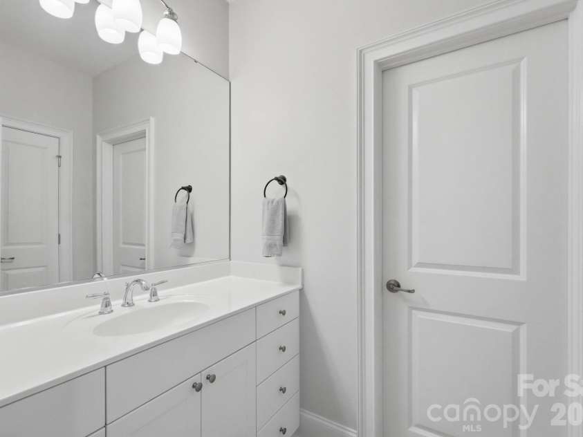 2810 Arsdale Road, Waxhaw, NC 28173.  MLS# CAR4411992, YatesRealty ID 44217. Hall Bath 2nd Level