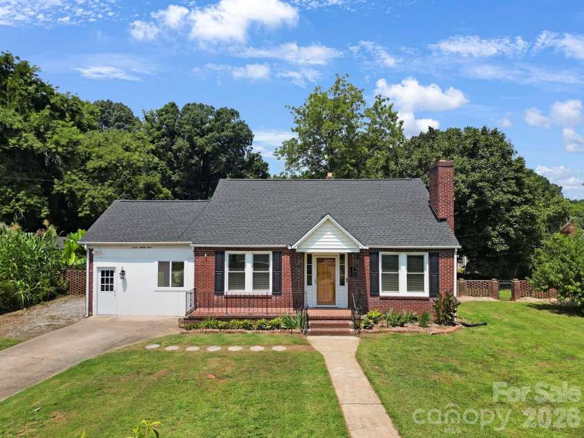 723 Confederate Avenue, Rock Hill, SC 29730.  MLS# CAR4411787, YatesRealty ID 44218. 