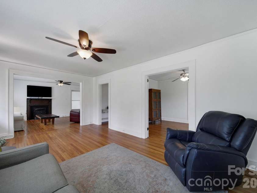 723 Confederate Avenue, Rock Hill, SC 29730.  MLS# CAR4411787, YatesRealty ID 44218. 
