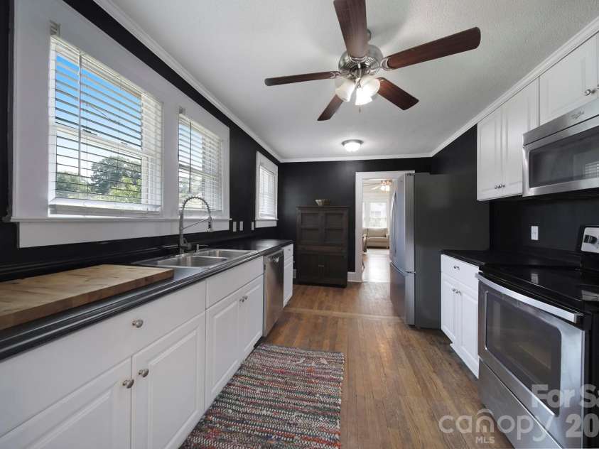 723 Confederate Avenue, Rock Hill, SC 29730.  MLS# CAR4411787, YatesRealty ID 44218. 