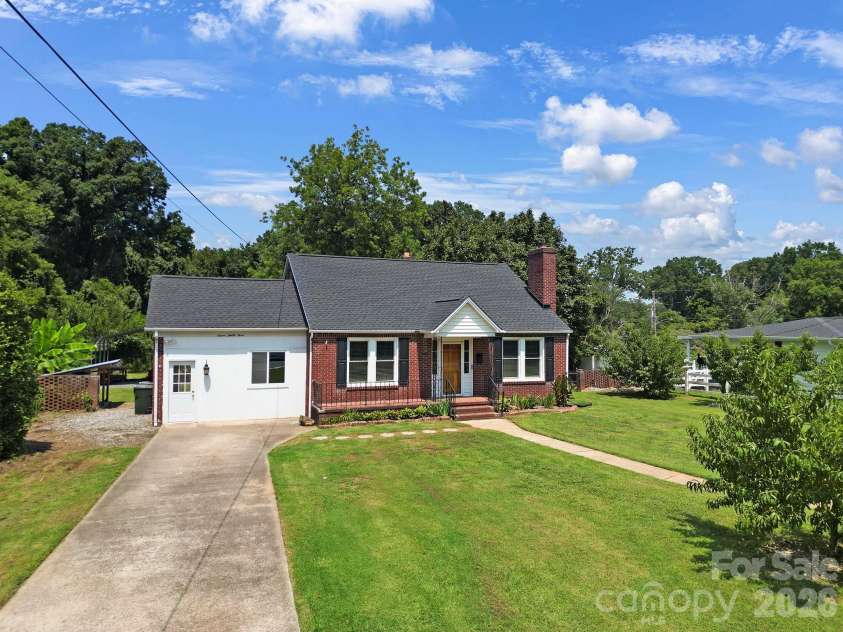 723 Confederate Avenue, Rock Hill, SC 29730.  MLS# CAR4411787, YatesRealty ID 44218. 