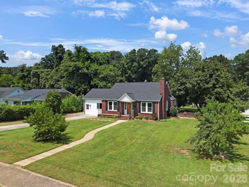 723 Confederate Avenue, Rock Hill, SC 29730.  MLS# CAR4411787, YatesRealty ID 44218. 