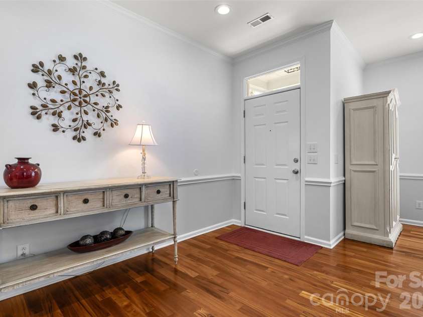8632 Castlebay Drive, Charlotte, NC 28277.  MLS# CAR4411791, YatesRealty ID 44219. 