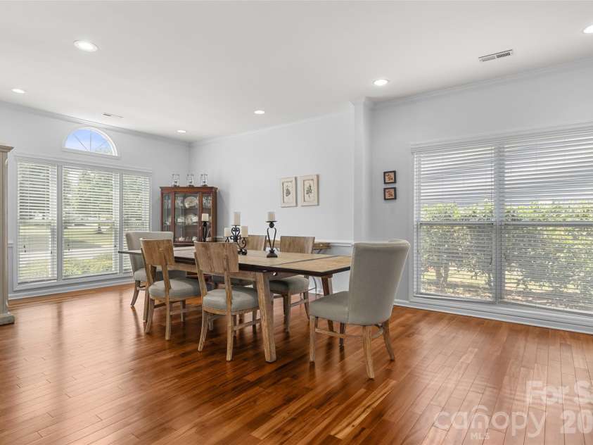 8632 Castlebay Drive, Charlotte, NC 28277.  MLS# CAR4411791, YatesRealty ID 44219. 