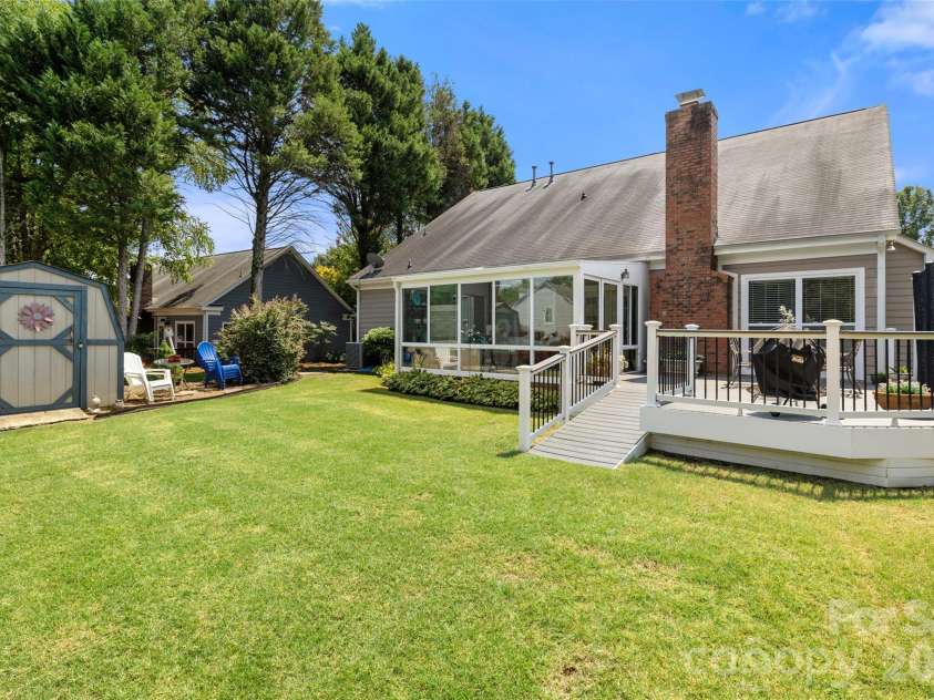 8632 Castlebay Drive, Charlotte, NC 28277.  MLS# CAR4411791, YatesRealty ID 44219. 