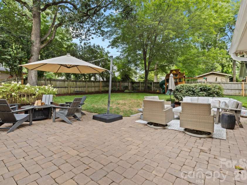 4801 Fairheath Road, Charlotte, NC 28210.  MLS# CAR4411644, YatesRealty ID 44220. 