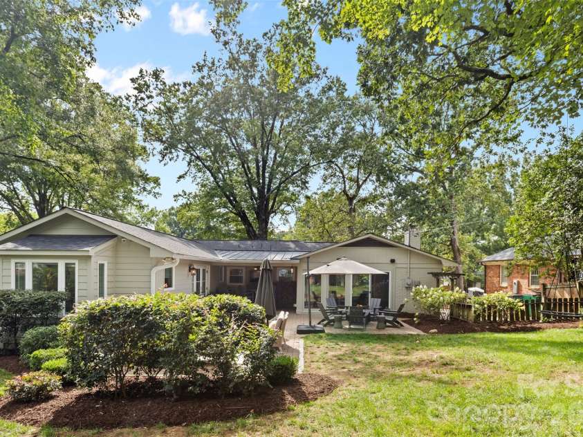 4801 Fairheath Road, Charlotte, NC 28210.  MLS# CAR4411644, YatesRealty ID 44220. 