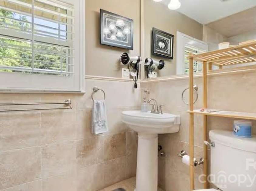 1475 Riverview Circle, Fort Lawn, SC 29714.  MLS# CAR4411745, YatesRealty ID 44221. 