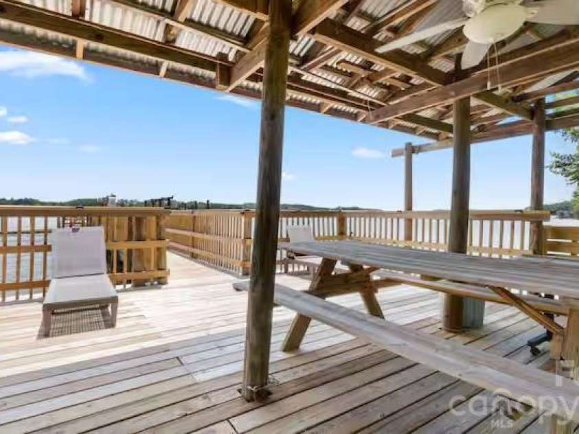 1475 Riverview Circle, Fort Lawn, SC 29714.  MLS# CAR4411745, YatesRealty ID 44221. 