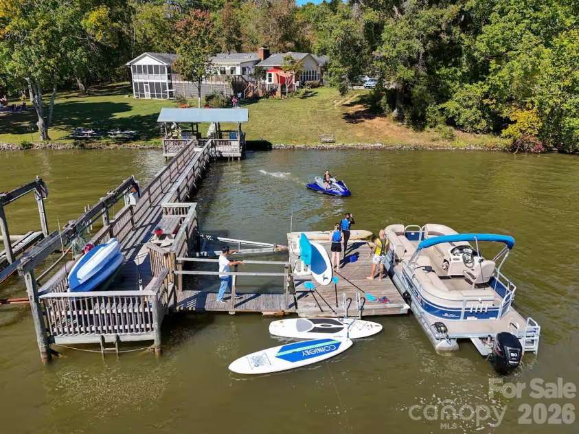 1475 Riverview Circle, Fort Lawn, SC 29714.  MLS# CAR4411745, YatesRealty ID 44221. 